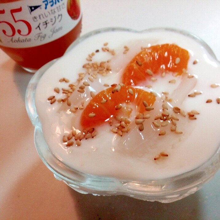 美的　杏仁豆腐とみかんのイチジクジャムヨーグルト